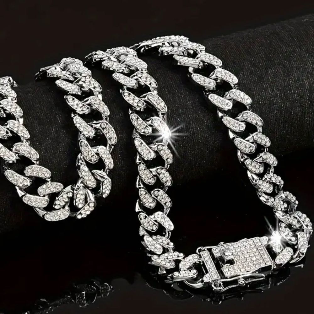 🩶 NEW Men's or Women’s Silver Rhinestone Chain Necklace 🩶